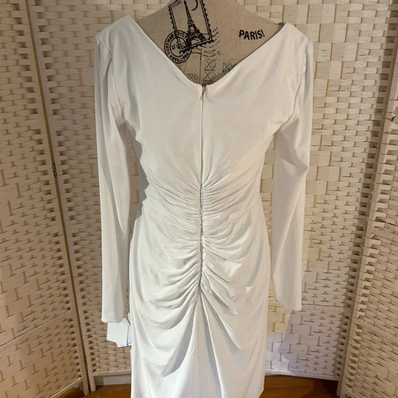Long sleeve white jersey dress with side draping. NWT Size 12. - Picture 4 of 6